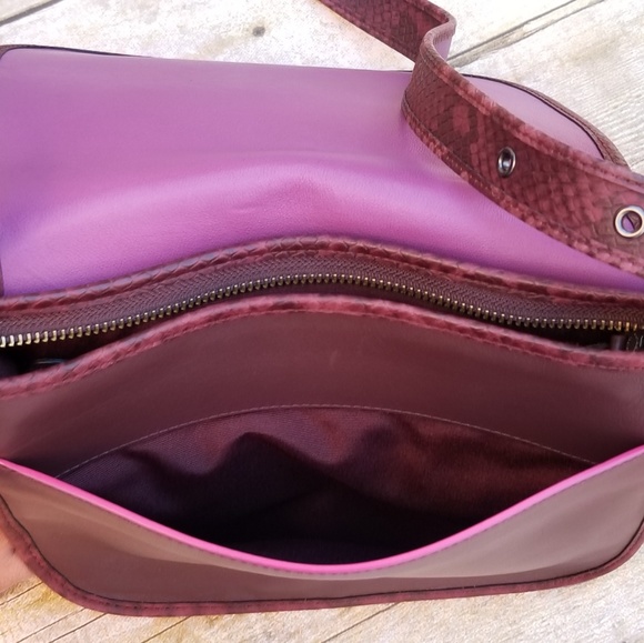 New Coach Patricia Exotic Trim Crossbody - Picture 3 of 5